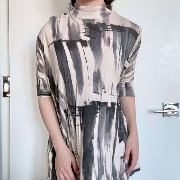 ASOS Abstract Paint Print Mock Neck Top Flowy Artsy Minimalist Chic Lagenlook - Picture 1 of 5